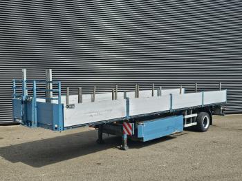 CITY TRAILER / STEERING AXLE